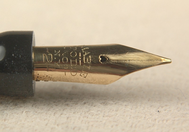 Vintage Pens: 6458: Mabie Todd (Swan): 142/1