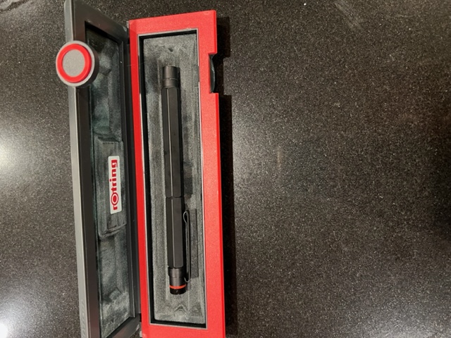 Pens and Pencils: : Rotring: 600